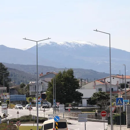 Bed & Breakfast Quartos Em Vivenda Serra Da Estrela