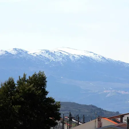 Quartos Em Vivenda Serra Da Estrela * Celorico Da Beira
