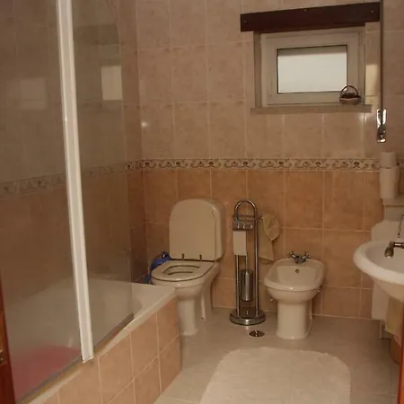 Quartos Em Vivenda Serra Da Estrela * Celorico Da Beira