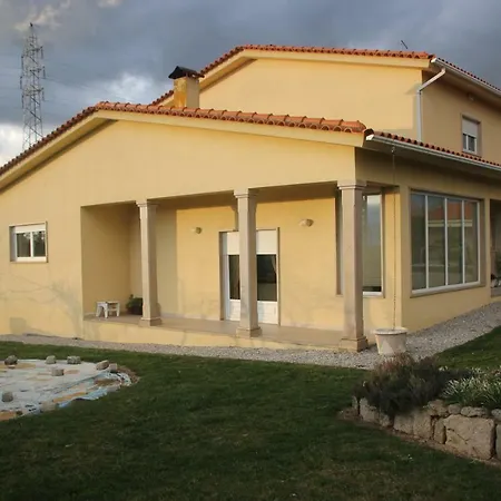 Bed & Breakfast Quartos Em Vivenda Serra Da Estrela