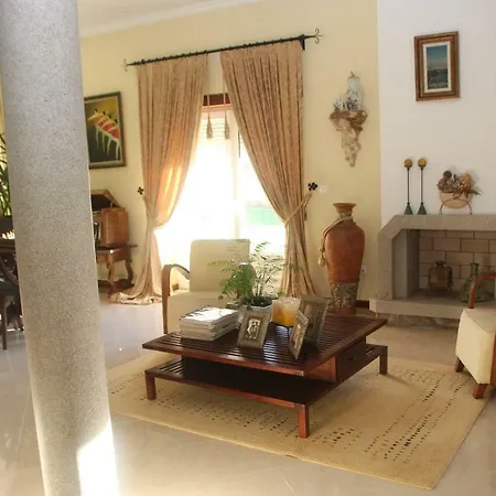 Quartos Em Vivenda Serra Da Estrela * Celorico Da Beira