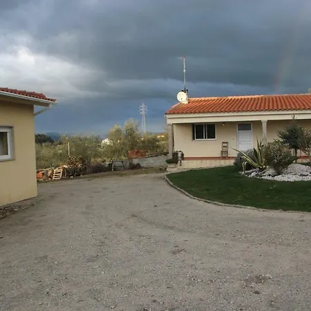 Bed & Breakfast Quartos Em Vivenda Serra Da Estrela *