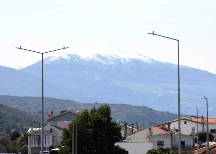 Quartos Em Vivenda Serra Da Estrela Celorico Da Beira