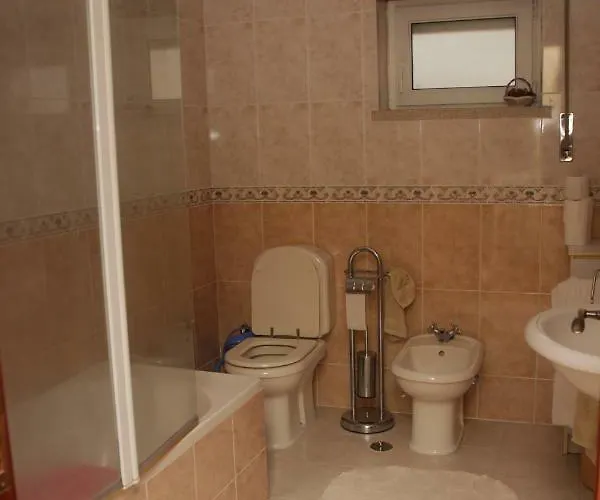 Quartos Em Vivenda Serra Da Estrela * Celorico Da Beira