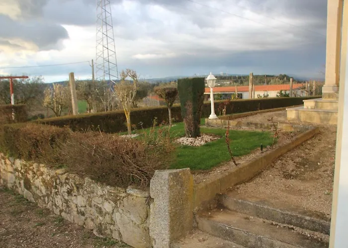 Oda ve Kahvaltı Quartos Em Vivenda Serra Da Estrela *