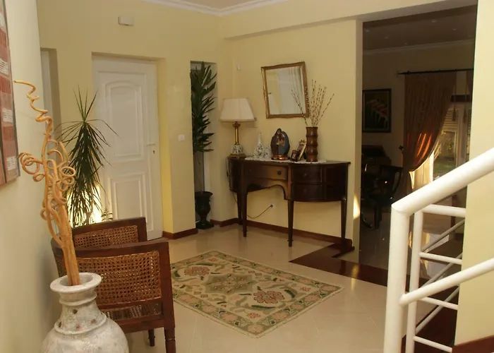 Quartos Em Vivenda Serra Da Estrela فندق مبيت وإفطار سيلوريكو دا بيرا