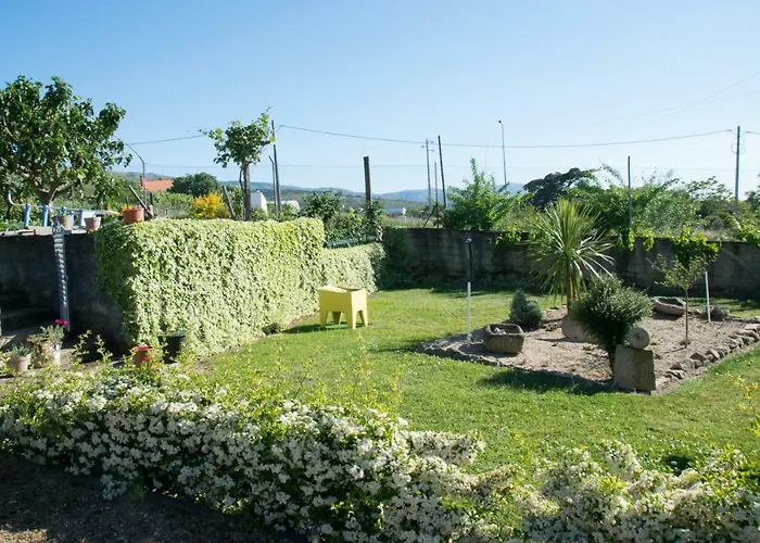 Oda ve Kahvaltı Quartos Em Vivenda Serra Da Estrela *