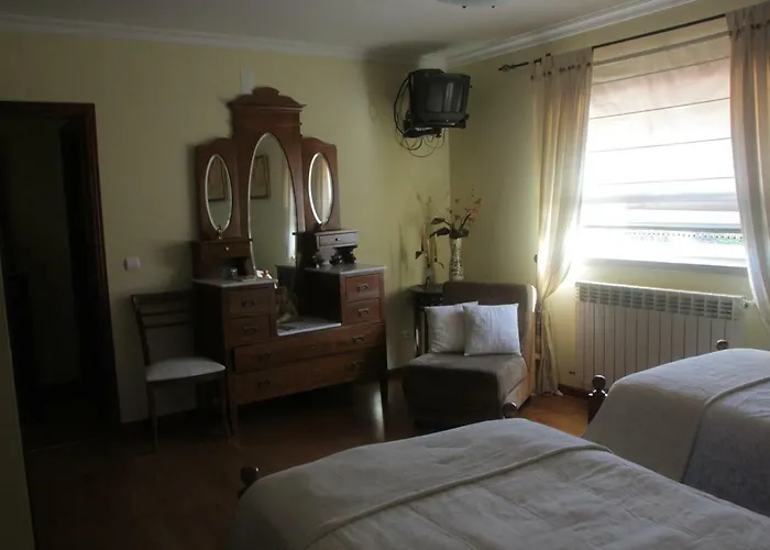 Oda ve Kahvaltı Quartos Em Vivenda Serra Da Estrela Celorico Da Beira